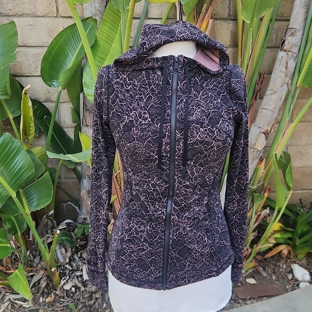 Lululemon Hooded Define Jacket Landscape Spanish Rose 8